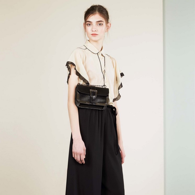 Read more about the article “Red Valentino” 2017 metams kolekcija